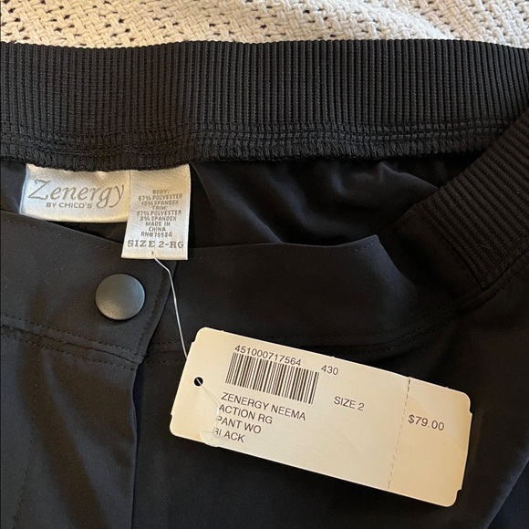 Black Wide-Leg Pants - Picture 3 of 4